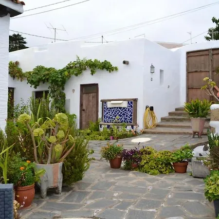 Apartment Calle Real - 2 *
